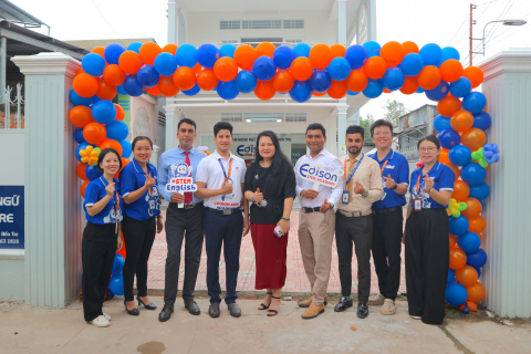 KHAI TRƯƠNG TRUNG TÂM NGOẠI NGỮ TÍCH HỢP EA BẾN TRE